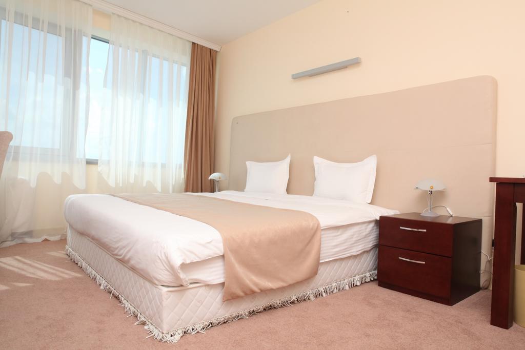 Arena Hotel Kur Mingachevir Chambre photo